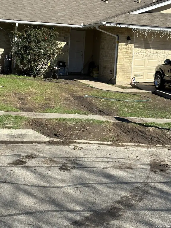 Picture 4