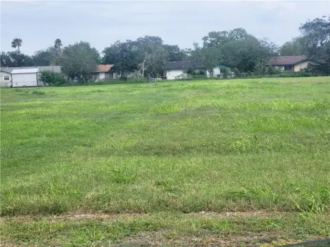 Prime Commercial Land Opportunity