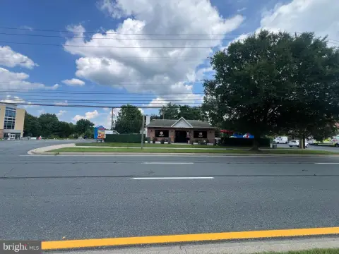 Germantown Retail Space For Lease