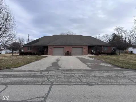 Middletown Duplex: Tenant Occupied Ranch