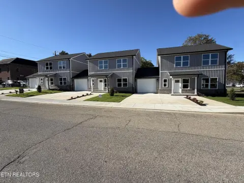 3-Unit Triplex with Garages