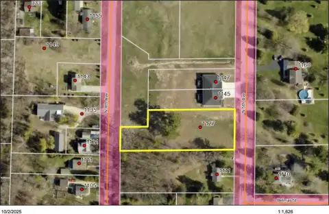 Oversized Lot in Sturgeon Bay