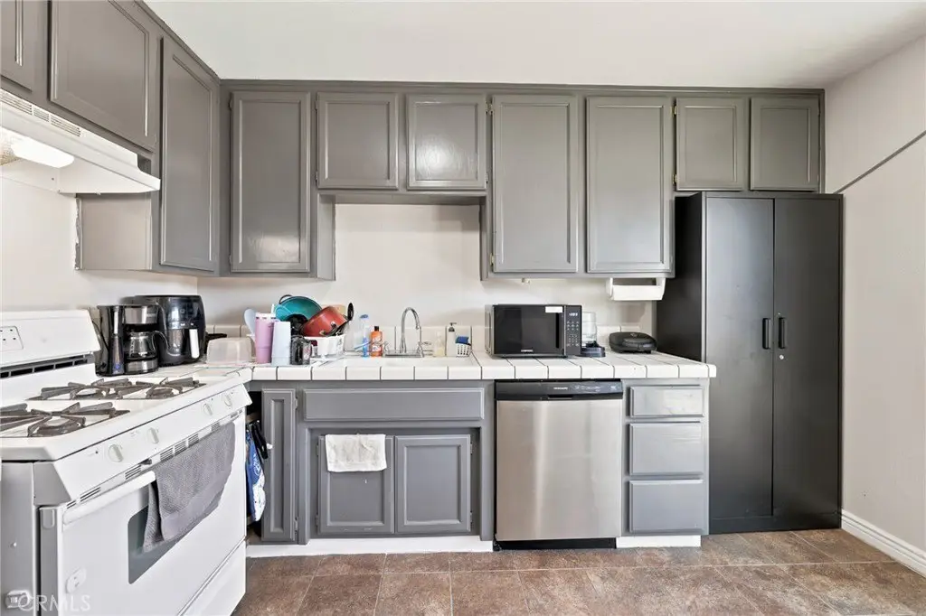 Picture 9