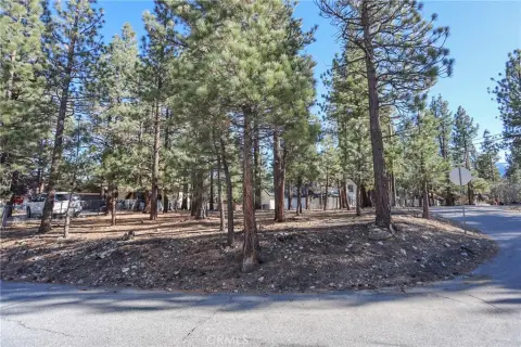 Big Bear City Corner Lot