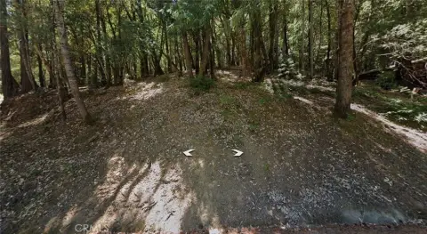 Residential Lot in Willits, CA