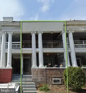 Renovated Duplex in University City