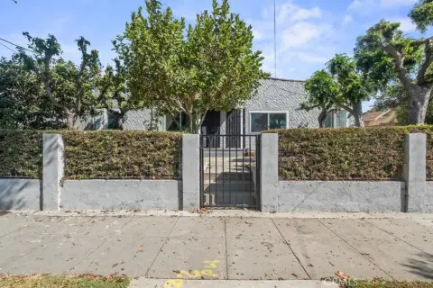 Triplex With Permitted ADU