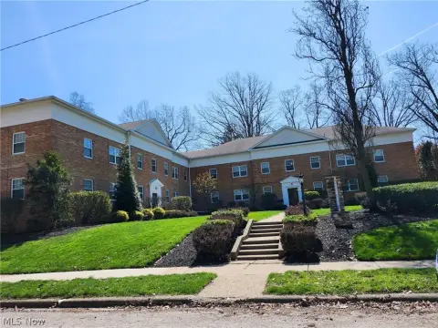 16-Unit Apartment Building