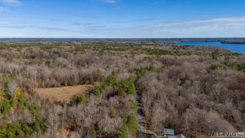 Residential Lot in Bracey, Virginia