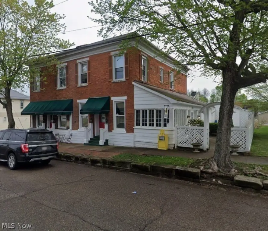 700 Main St, Dresden, OH 43821