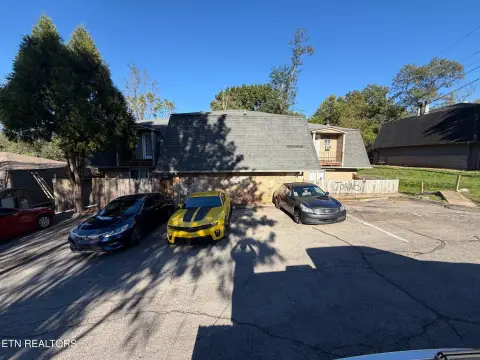4-Unit Quadplex