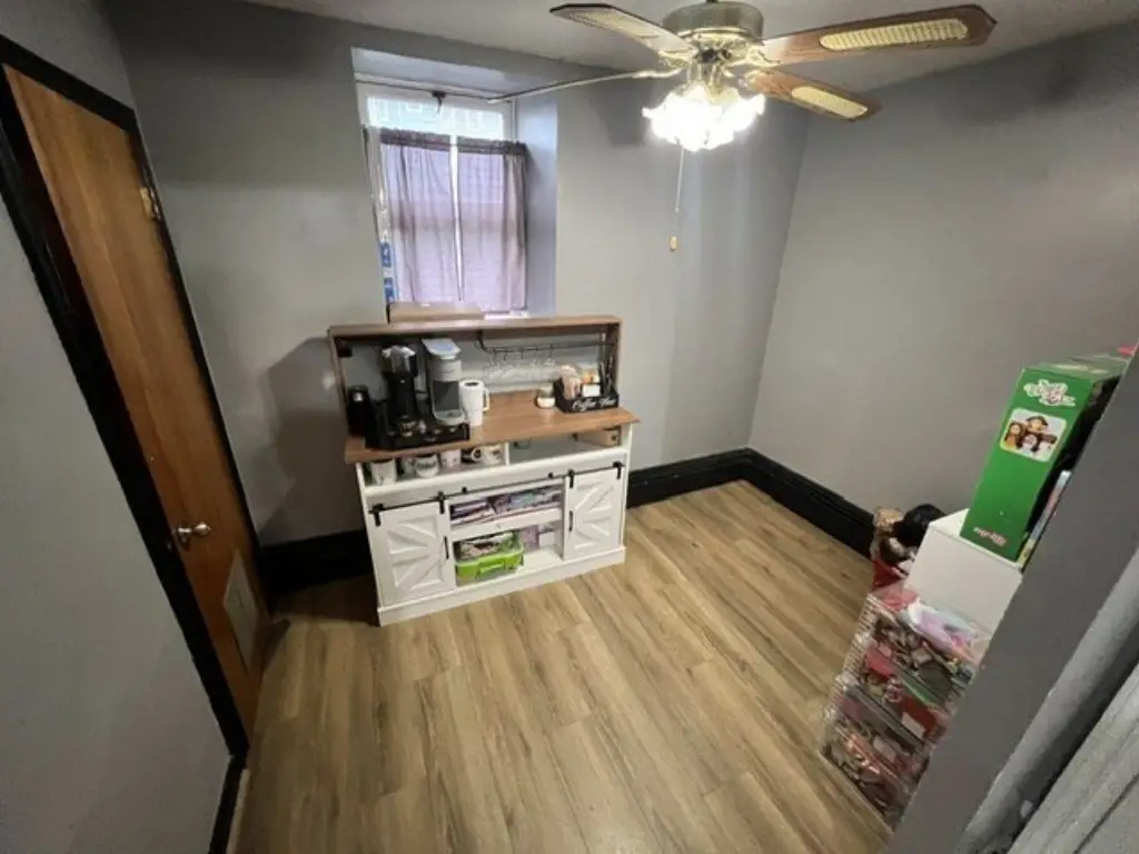 Picture 16