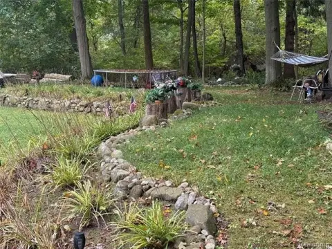 Residential Land with Detached Garage