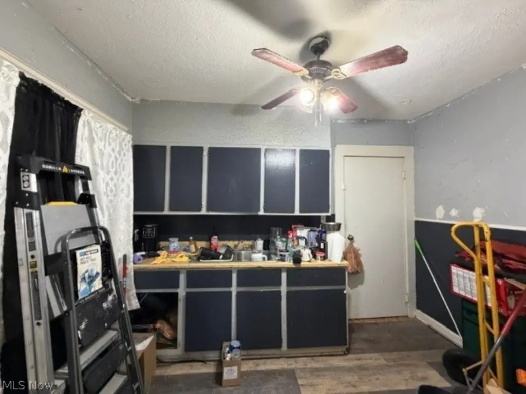 Picture 9