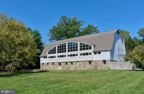 Freestanding Office Building