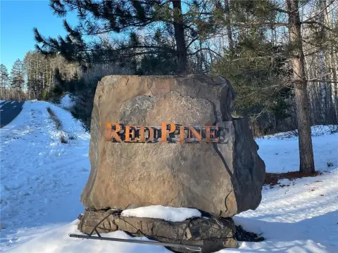 Voyageurs Retreat Wooded Acreage