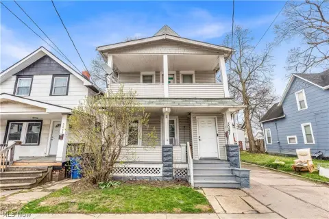 Renovated Duplex in Cleveland, OH