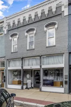 Downtown Rogers Retail Space Available