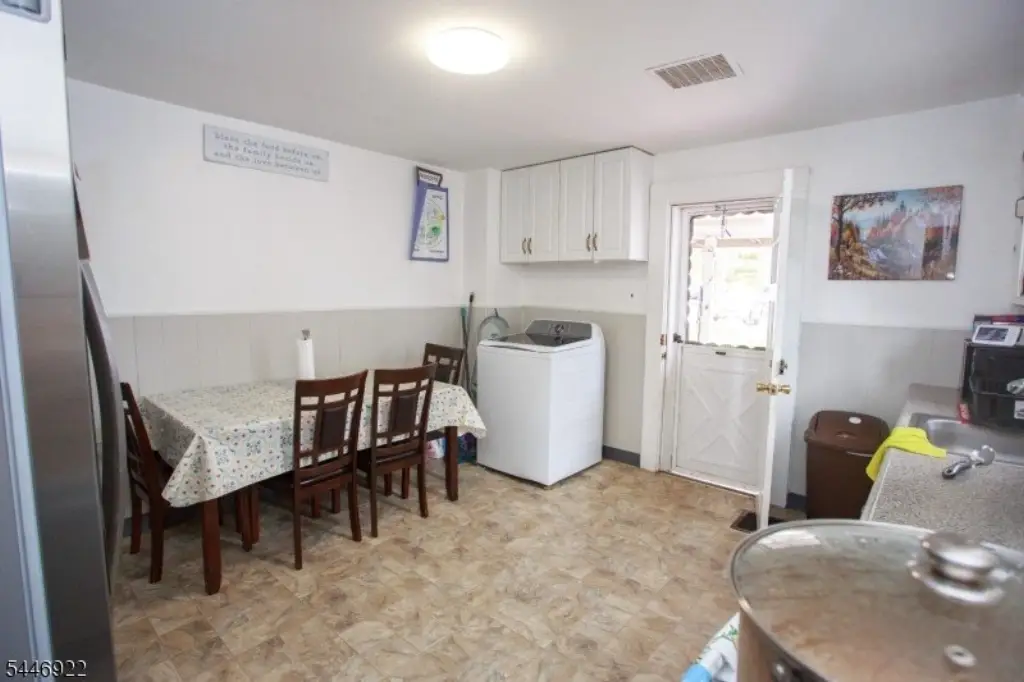 Picture 10