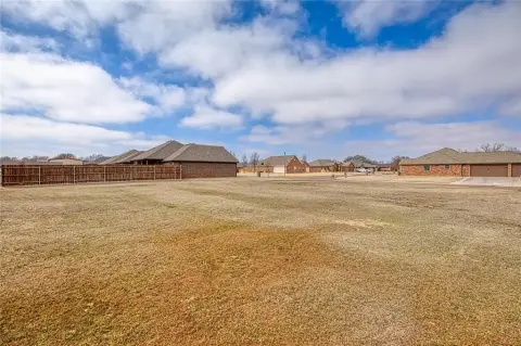 Residential Lot in Elk City