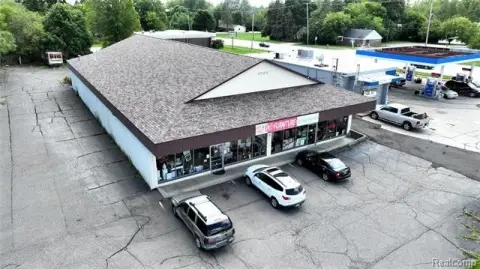 Burton, MI Storefront Opportunity