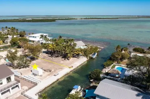 Waterfront Land in Sugarloaf Key