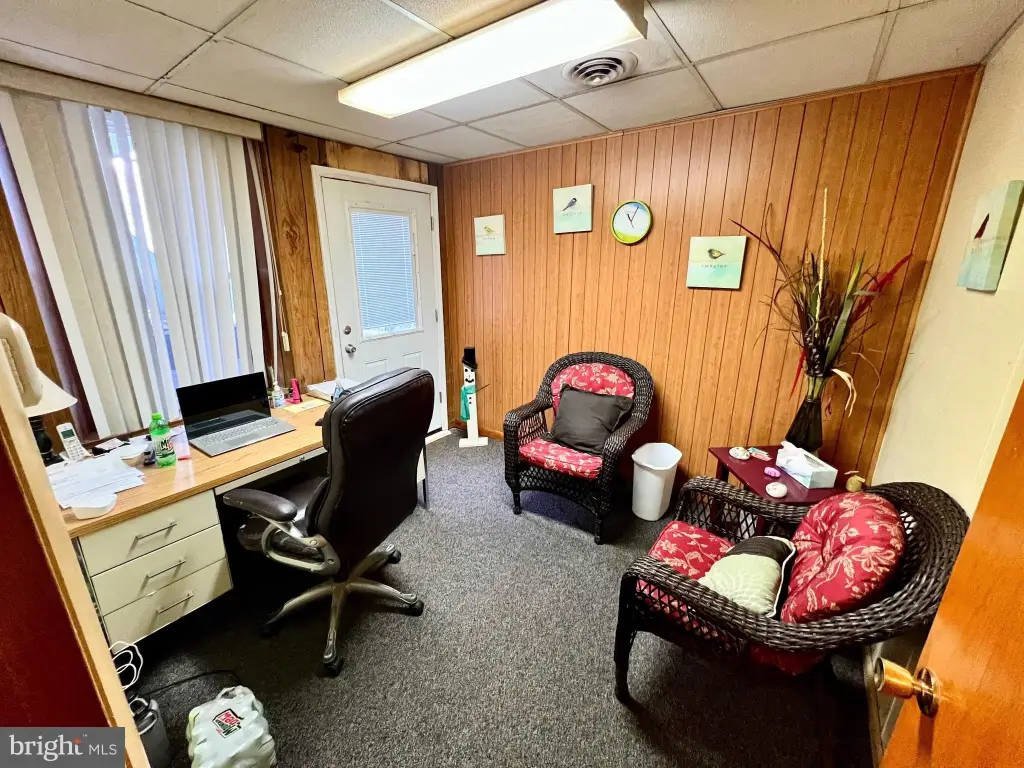 Picture 9
