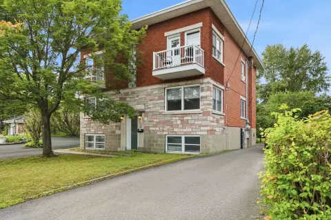 Quadplex with Garage