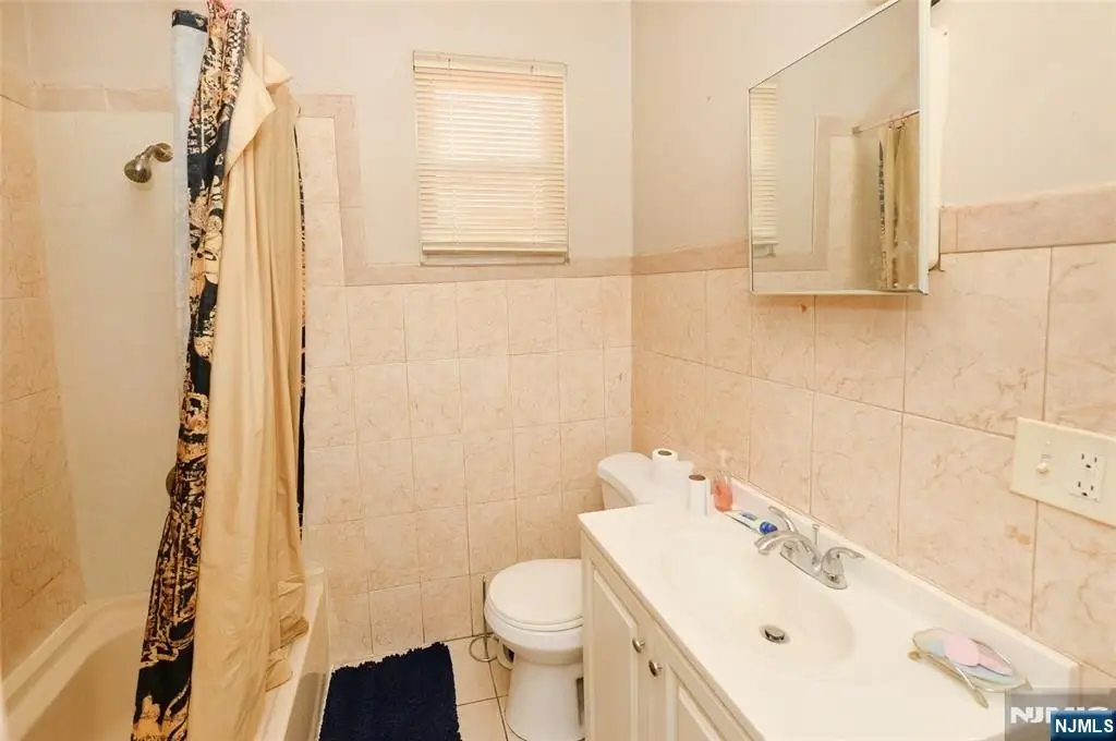 Picture 9