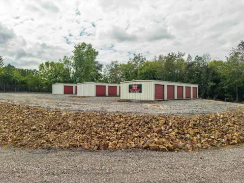 28-Unit Self Storage Facility