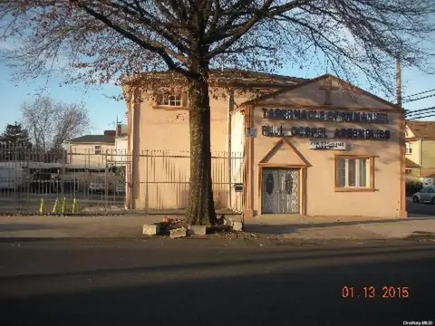 Land in Richmond Hill South