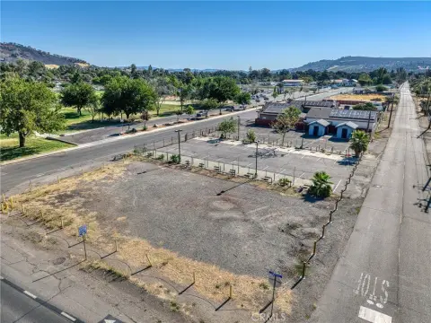 Commercial Land in Downtown Clearlake
