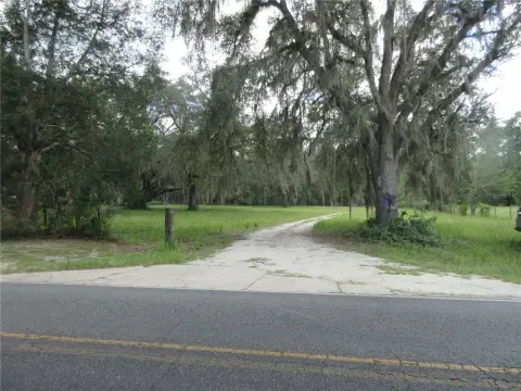 Secluded Land Near Ocala Forest