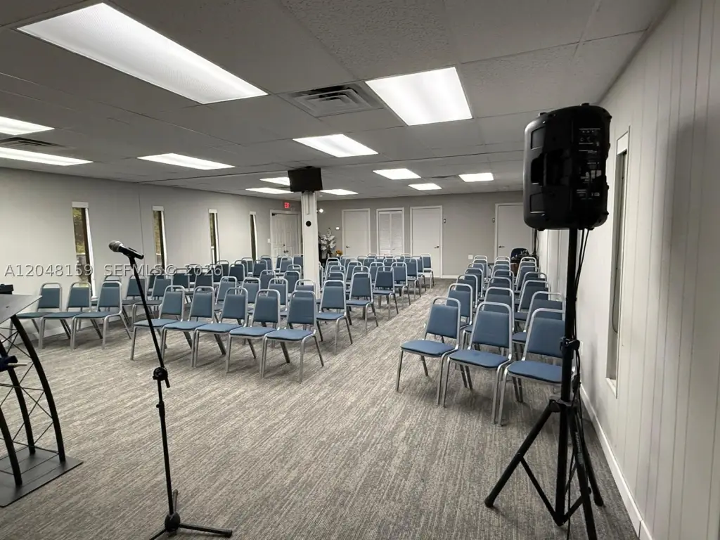 Picture 4