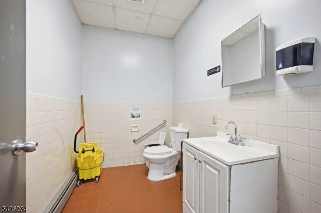Picture 28