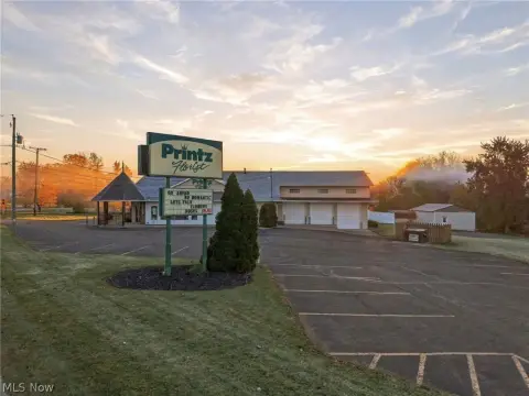 Retail Property with Heated Garage