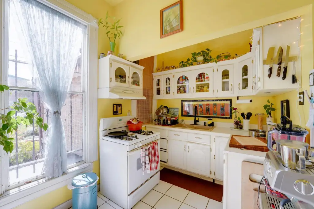Picture 10