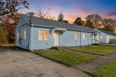 Duplex Near Lake Erie