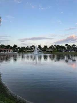 Lakefront Naples Motorcoach Resort Lot