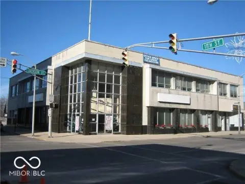 Renovated Office Building For Rent