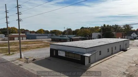 Aurora Commercial Property For Sale