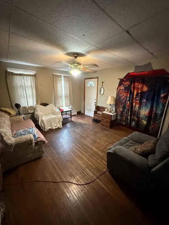 Picture 10