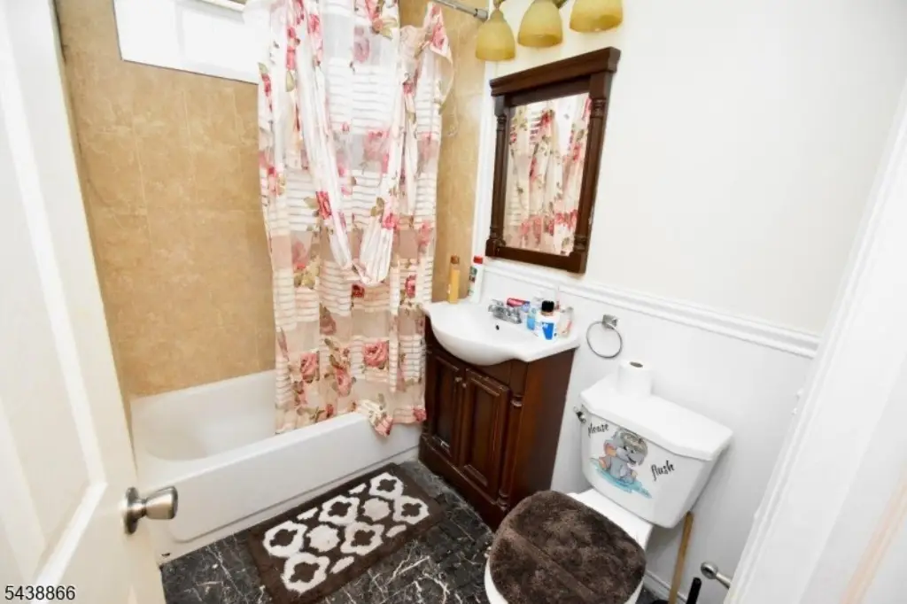 Picture 8