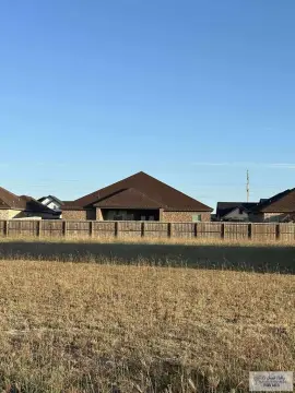 Residential Lot in Established Neighborhood