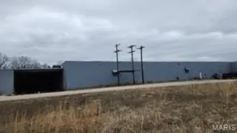 Manufacturing Facility with Loading Docks