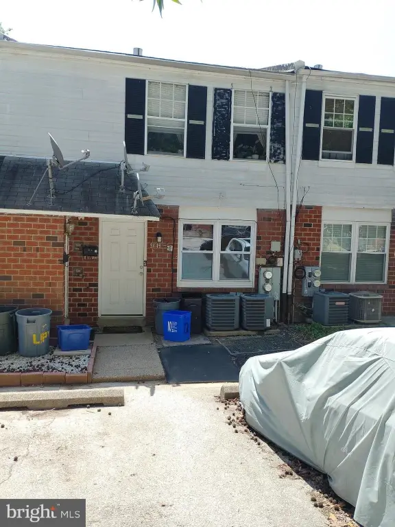 9449 Fairgreen Ln, Philadelphia, PA 19114