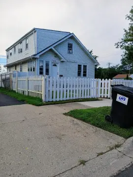 Two-Unit Building Investment Opportunity