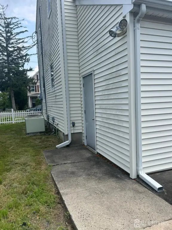 Picture 16