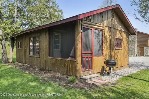Remodeled Residential Income Cabin