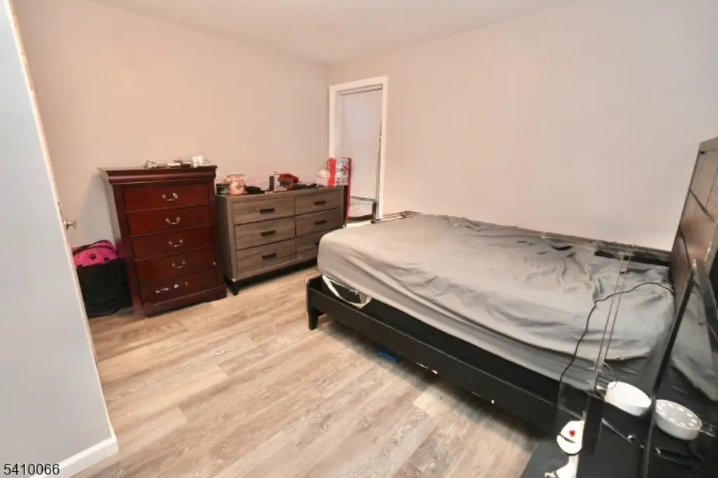 Picture 14